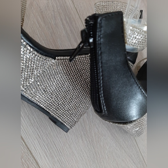 Platform sandals - Picture 4 of 6